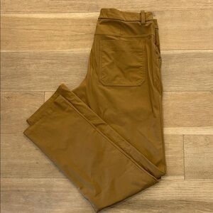 Lululemon men’s 5 pocket khaki pants